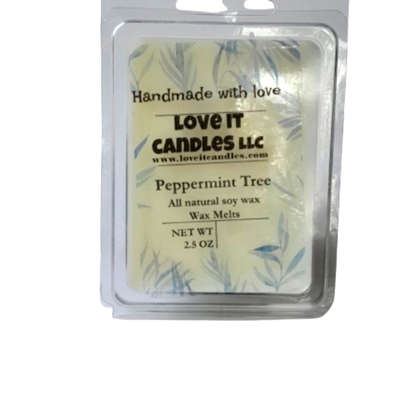 Winter Scented Soy Wax Melts Peppermint Tree Heart Shape 2.5oz - Picture 2 of 5